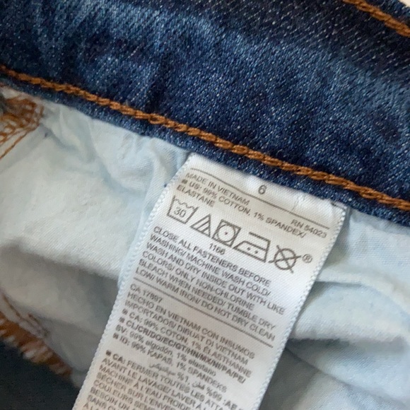 Old Navy Boyfriend Jeans - Picture 11 of 13